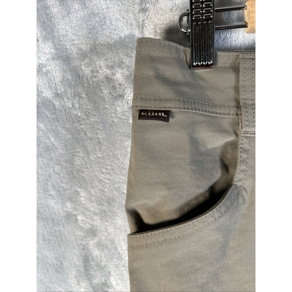 Kuhl Pants Mens 42x31 Beige Renegade Rock Cargo Hiking Gorpcore READ - Picture 5 of 16